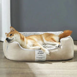 Wasbare gevoerde pluche hondenmand